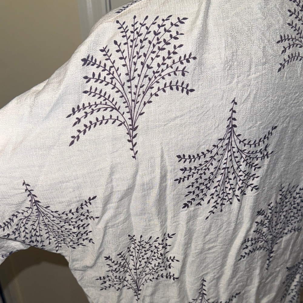 Elegant Cream and Purple Floral Button Down Shirt - Picture 9 of 16